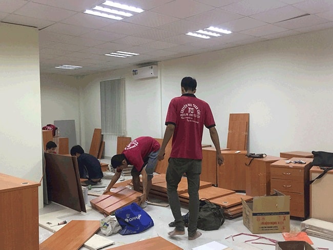 Top 10 dịch vụ chuyển văn phòng trọn gói giá tốt, uy tín ở TPHCM Sai-Gon-Moving-24h