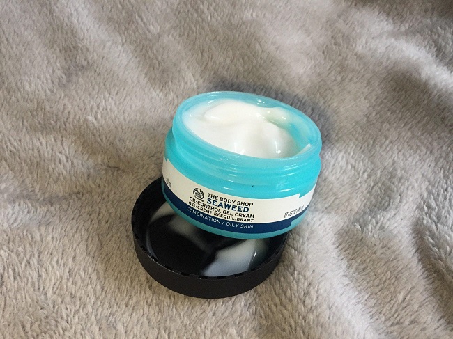 Kem dưỡng ẩm The Body Shop Seaweed oil-control gel cream 