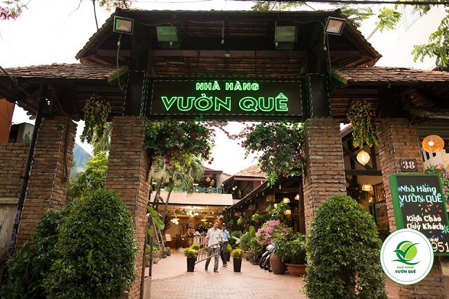 Nhà Hàng Vườn Quê là nhà hàng quận Bình Thạnh nổi tiếng