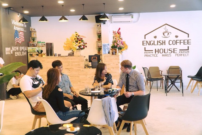 Top 7 Quán cafe nói tiếng Anh hot nhất ở TP. Hồ Chí Minh - TopBrands