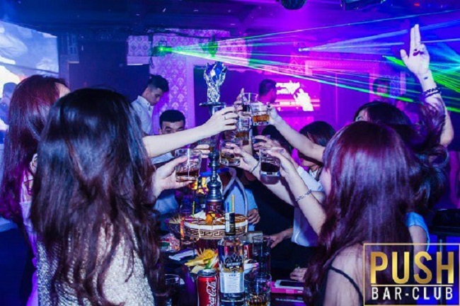 Push Club - Bar Hà Nội nổi tiếng