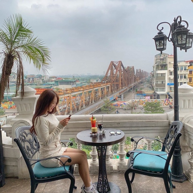 Serein Cafe & Lounge - quán cafe yên tĩnh ở Hà Nội