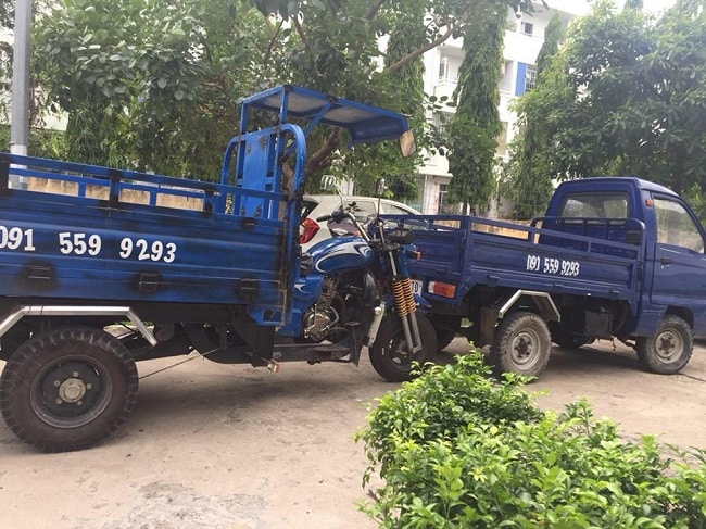 Thanh-Hung-tricycle-delivery-service