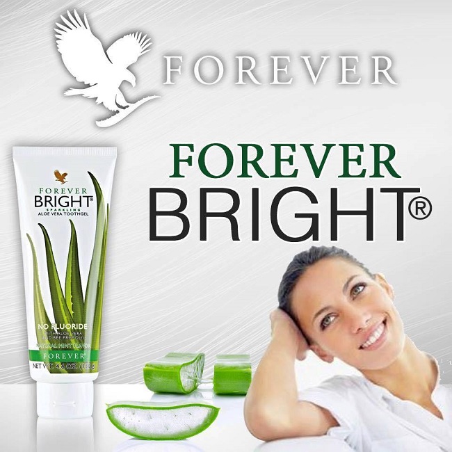 kem đánh răng tốt nhất thế giới Forever Bright Aloe Vera