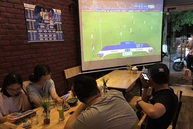 Dating Cafe là quán cafe bóng đá Hà Nội