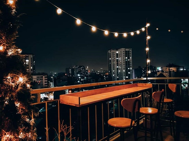 Top quán cafe Rooftop Quận 1 Sài Gòn cực chill