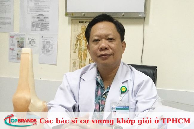 Bác sĩ CKI Phan Vương Huy Đổng - Bác sĩ khám cơ xương khớp giỏi tại TPHCM