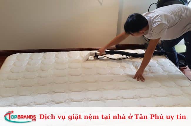 Dịch vụ giặt nệm tại nhà ở Quận Tân Phú uy tín