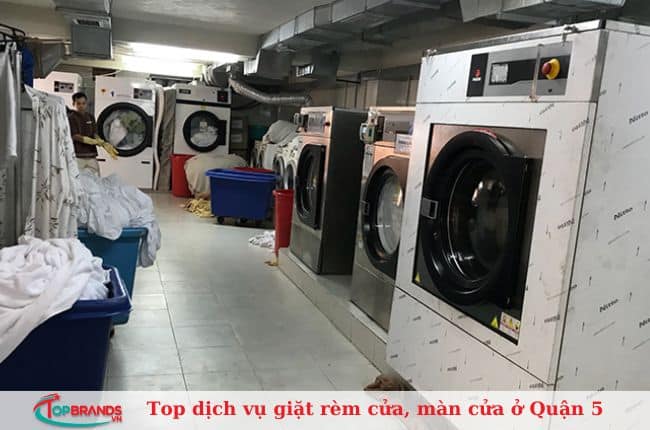 Dịch vụ giặt rèm cửa, màn cửa tại nhà ở quận 5 giá rẻ