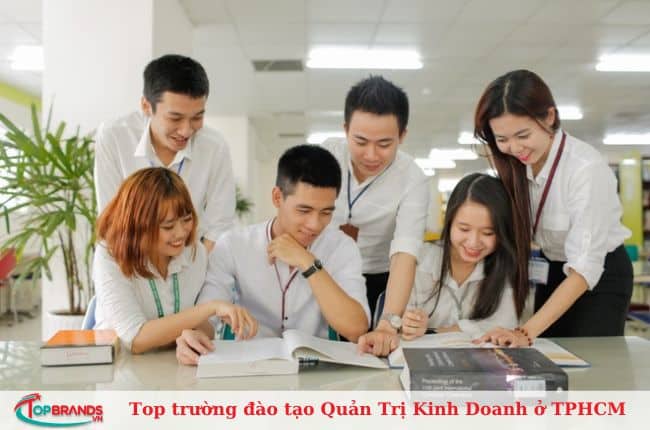 Top trường đào tạo Quản Trị Kinh Doanh ở TPHCM