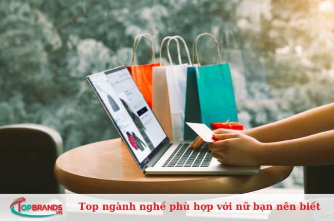 Nhân viên kinh doanh thương mại điện tử