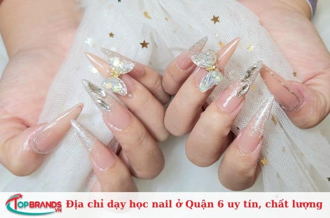 Nails Trân