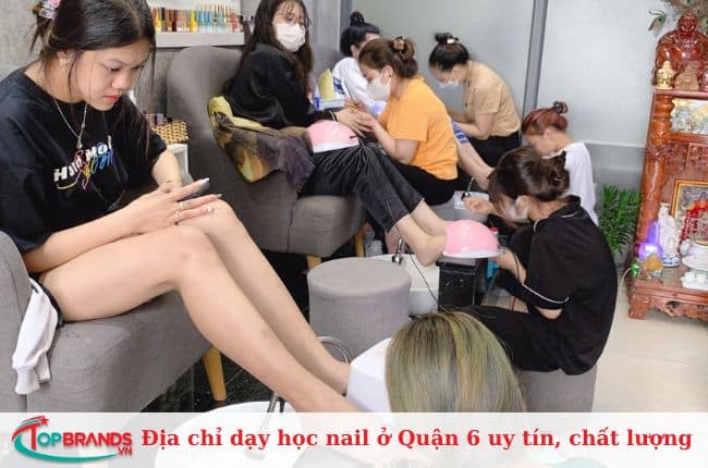 Địa chỉ chuyên đào tạo nail uy tín và chất lượng tại Quận 6