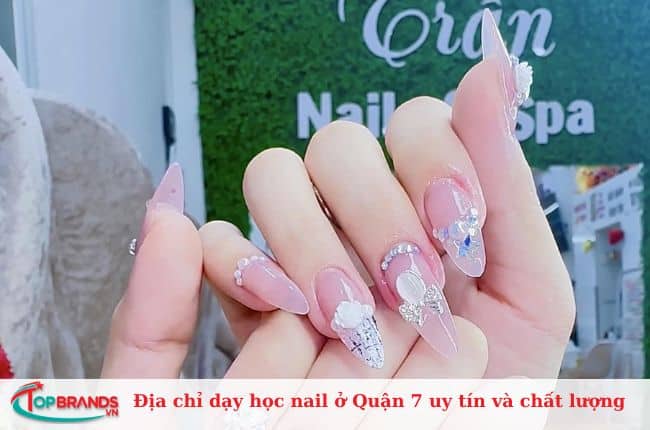 Cơ sở chuyên đào tạo nghề nail Quận 7 uy tín và chất lượng