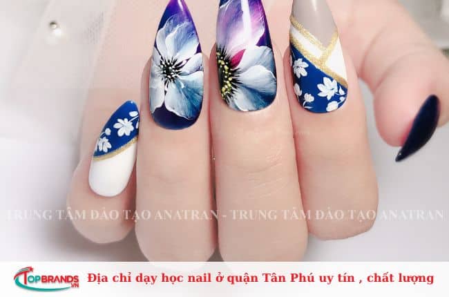 Địa điểm đào tạo nail ở Tân Phú