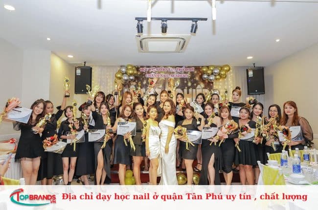 Top địa chỉ dạy học nail quận Tân Phú chuyên nghiệp