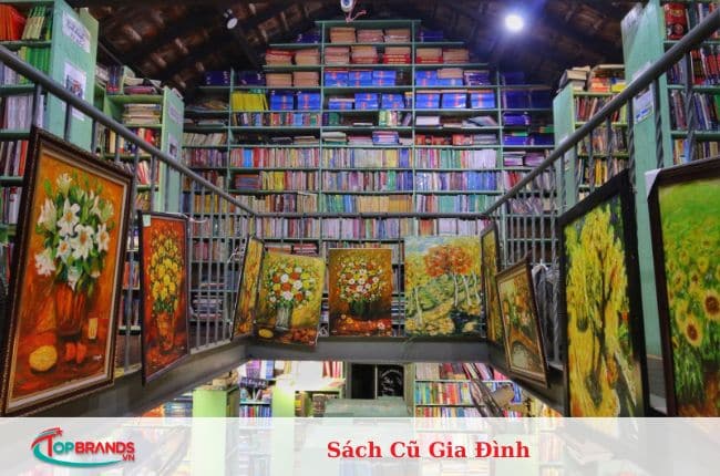 cửa hàng sách cũ Hà Nội