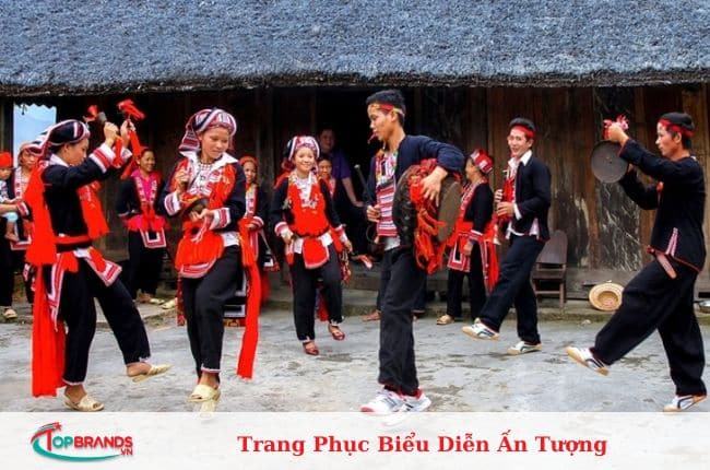 cho thuê trang phục dân tộc tại Hà Nội