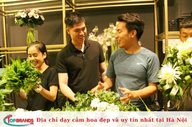 Top địa chỉ dạy cắm hoa ở Hà Nội đẹp và uy tín nhất