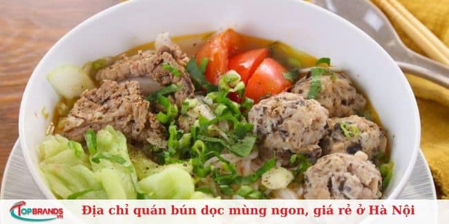 Bún mọc dọc mùng Hàng Trống