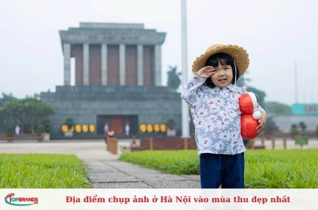 Địa điểm chụp ảnh mùa thu Hà Nội được yêu thích