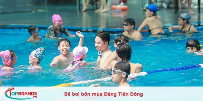 Bể bơi bốn mùa Đặng Tiến Đông