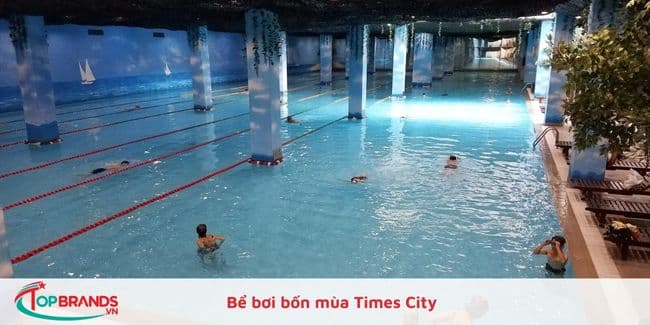 Bể bơi bốn mùa Times City