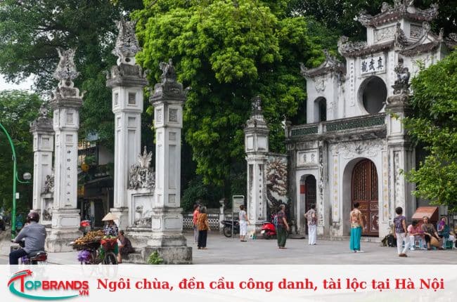 Ngôi chùa đền cầu công danh ở Hà Nội linh thiêng