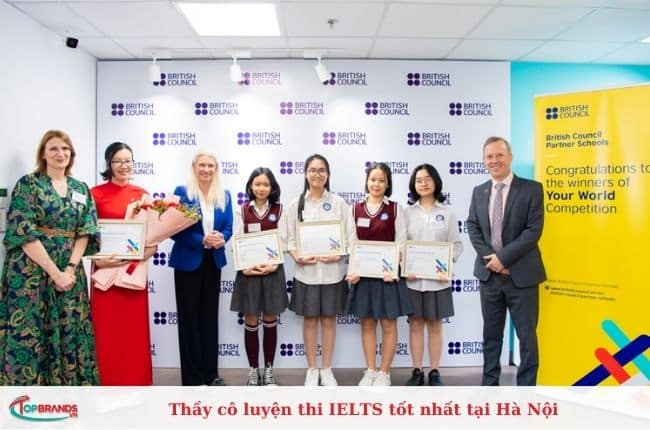 Thầy cô luyện thi IELTS tốt nhất tại Hà Nội