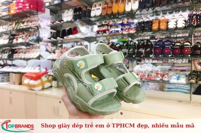 Shop giày dép trẻ em ở TPHCM