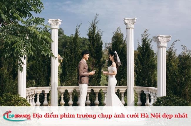 Phim trường Happy Land