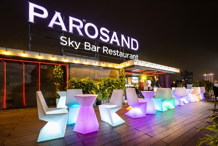 Parosand Sky Bar Restaurant