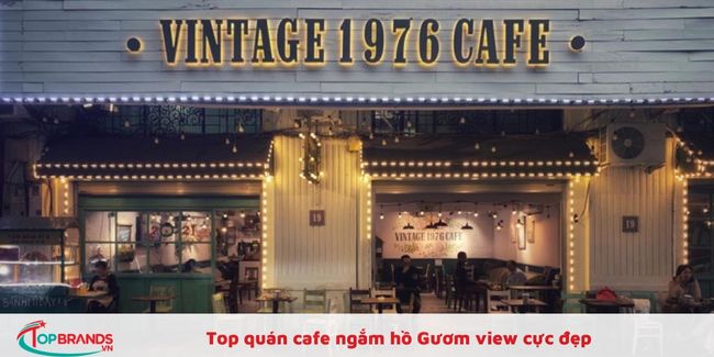 Vintage 1976 Cafe