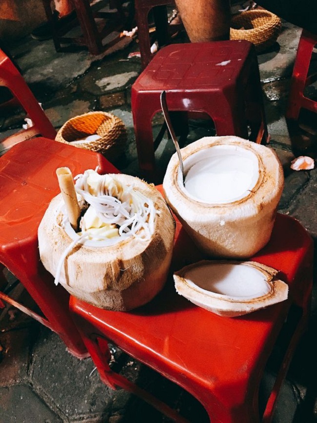 Chị Diệp - Thạch Dừa Xiêm & Kem Trái Dừa