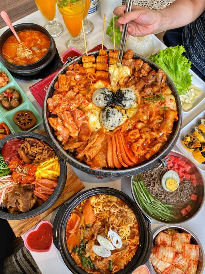 Maru Korean Food & Dessert