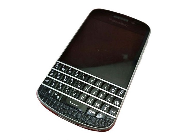 Điện thoại Blackberry Q10