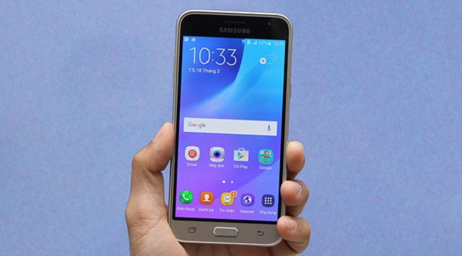 Smartphone Samsung Galaxy J3 LTE