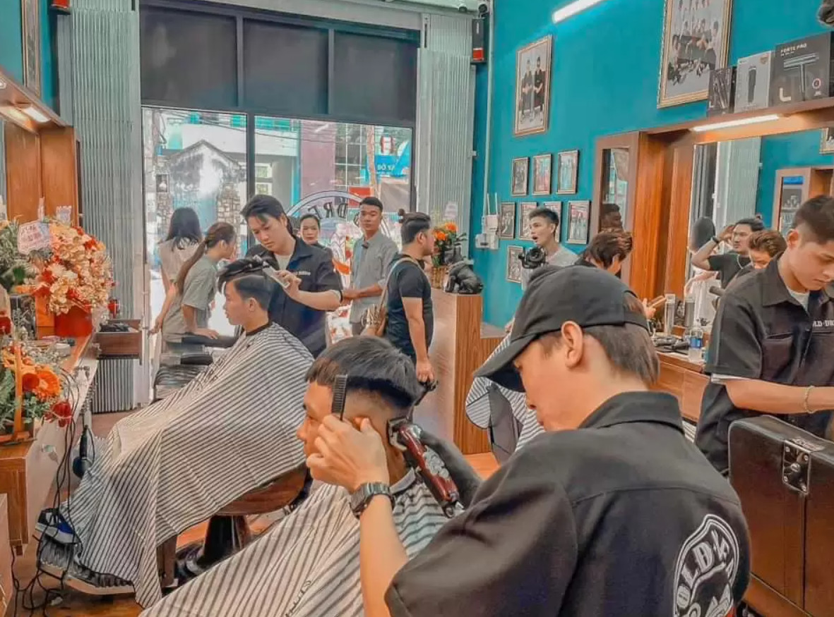 tiệm cắt tóc nam đẹp ở quận Hai Bà Trưng