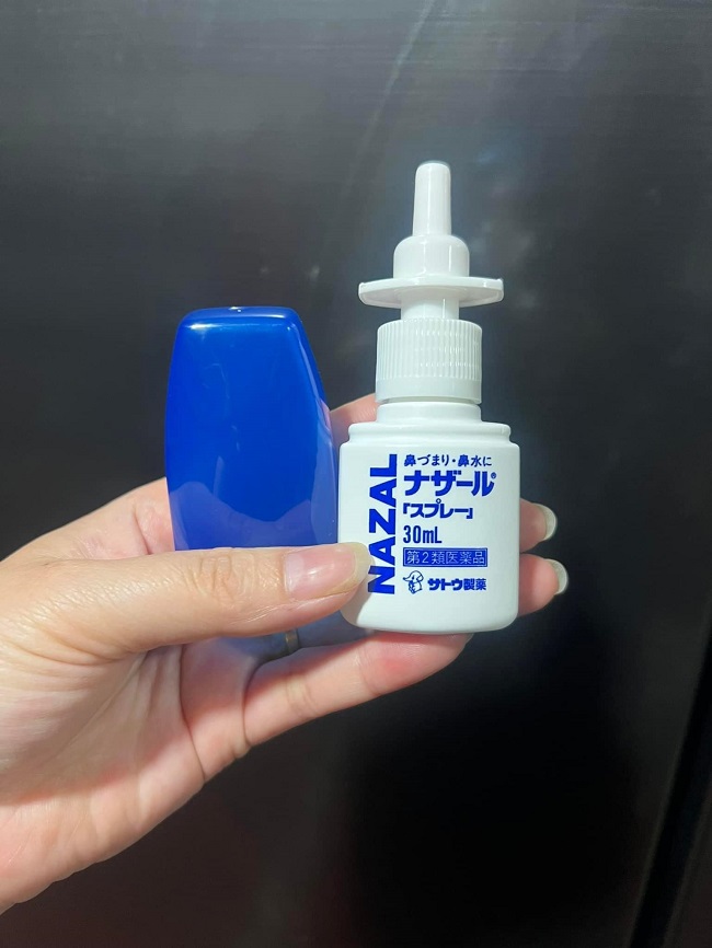 Xịt mũi chữa viêm xoang Nazal Nhật Bản 