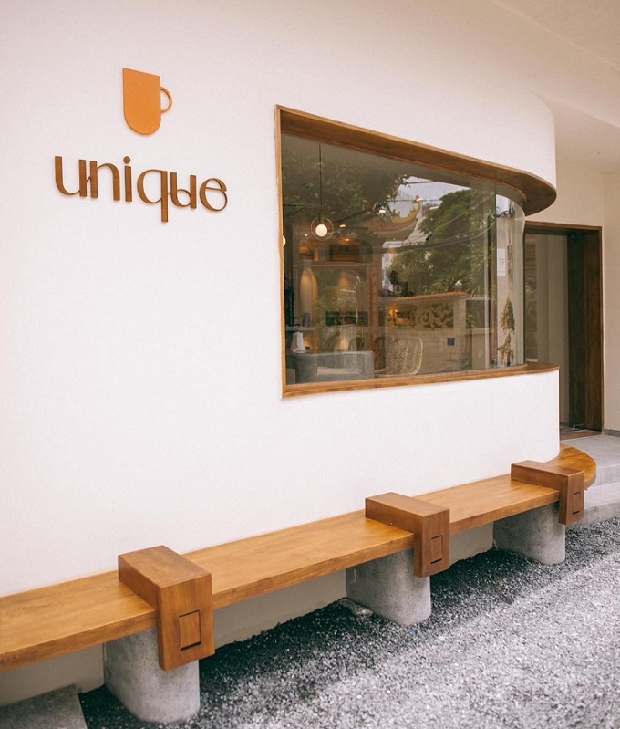 Unique Cafe