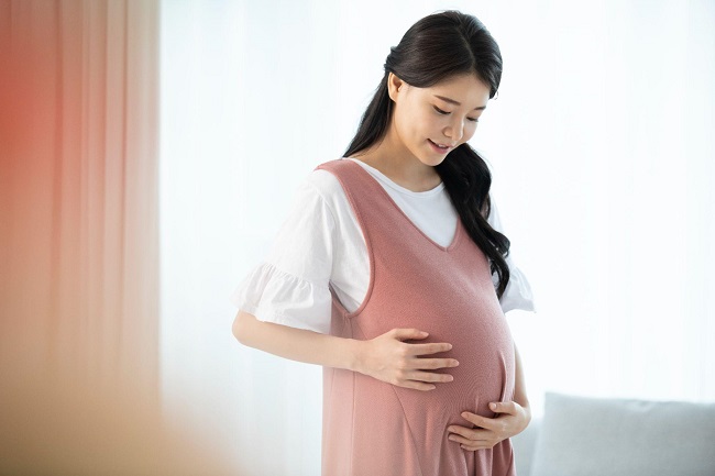 Chăm sóc thai kỳ như thế nào để thai nhi có "chiếc" mũi cao?