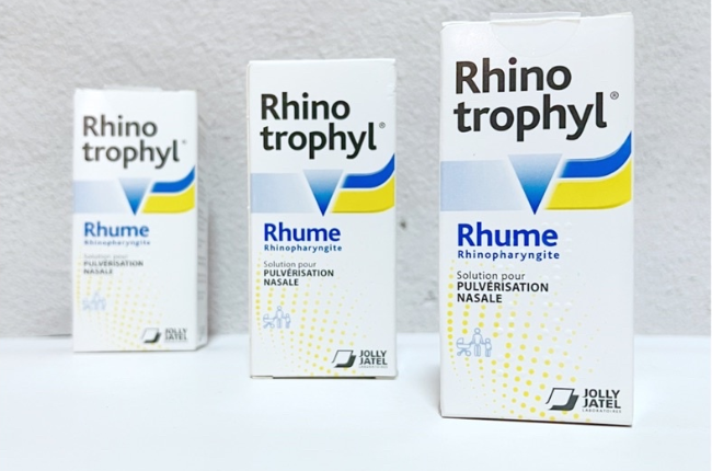 Sử dụng thuốc nhỏ mũi Pháp Rhinotrophyl