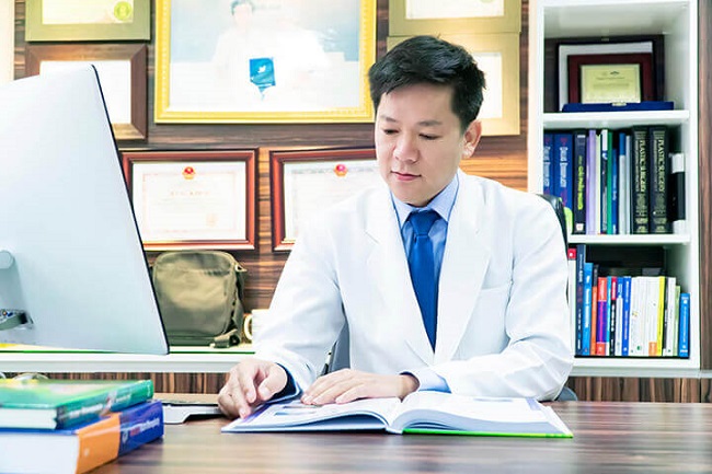 Tiến sĩ – Bác sĩ Nguyễn Phan Tú Dung