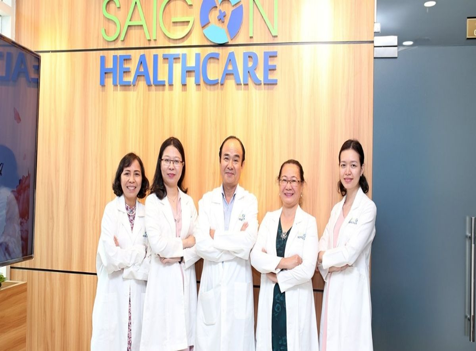 Phòng khám quy tụ đội ngũ bác sĩ chuyên ngành đầu ngành, có trình độ chuyên môn cao