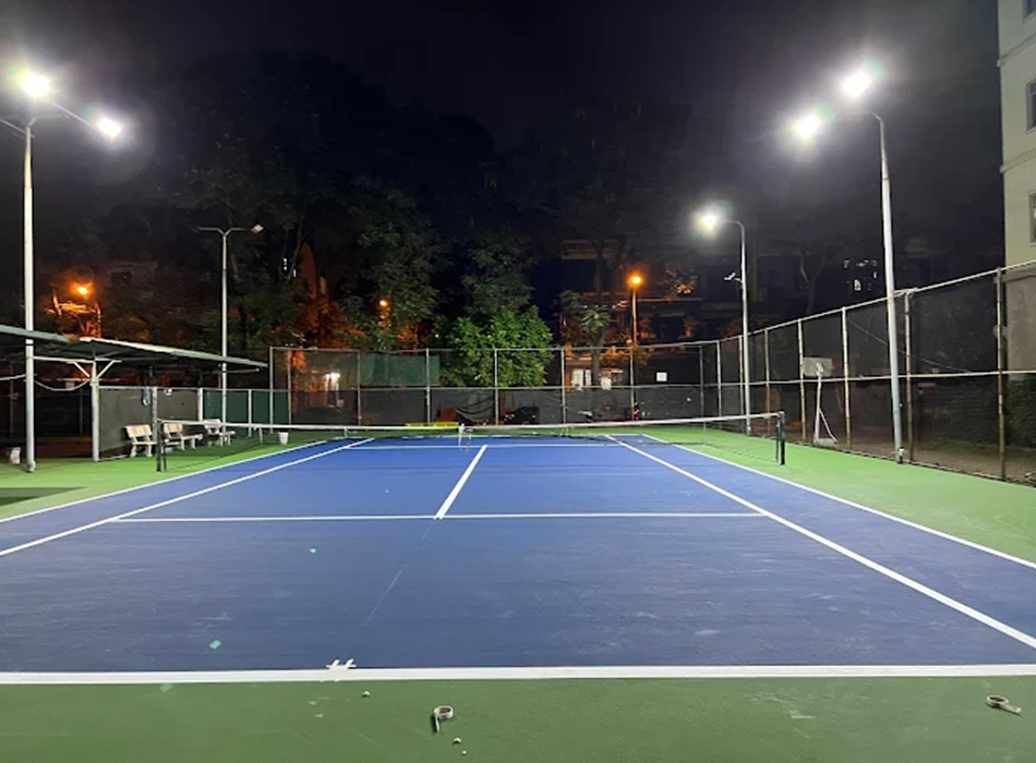 Sân tennis Định Công là lựa chọn lý tưởng cho những buổi giao hữu hoặc các giải đấu chuyên nghiệp tại Hà Nội.